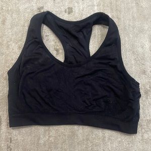 Black sports bra